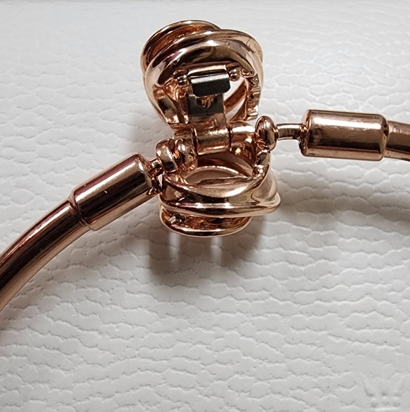 Pandora Moments Encircled Clasp Bangle - Picture 9 of 12